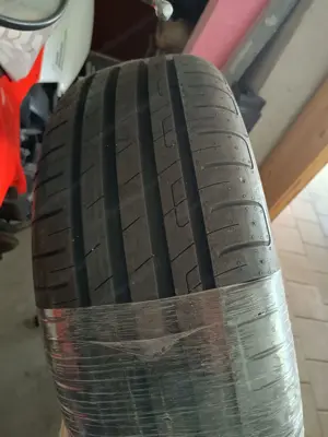 Goodyear Efficientgrip Performance 205 55 R17 91V Bild 2
