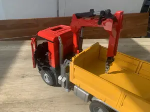 Bruder  Lkw mit Kippfunktion Bild 6