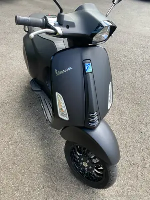 Vespa Sprint 125 E4 ABS Notte Bild 3