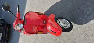 Vespa P200 Bild 4