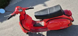 Vespa P200 Bild 7