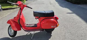 Vespa P200 Bild 8