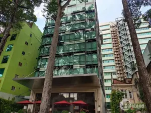4-star Fusion Suites Saigon hotel for sale 