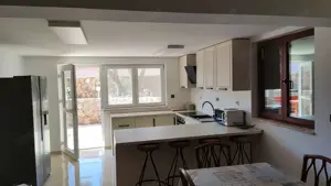 Ferienhaus in Kroatien 2-14 Personen beheizte Pool Wlan Parkplatz Grill Bild 5