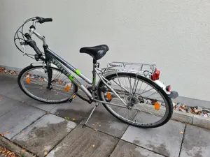 Damenfahrrad abzugeben Bild 2