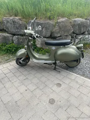 Moped EFO Roller Bild 2