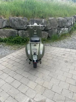 Moped EFO Roller Bild 4