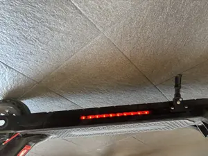 Verkaufe E-scooter in gutem zustand Bild 2