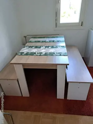 Esstisch mit Bänken  Bild 2