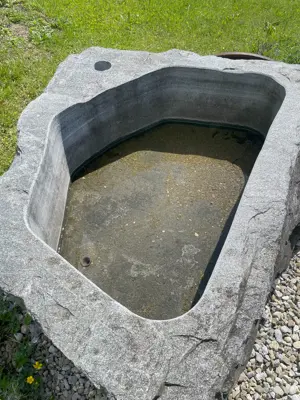 Steinbrunnen für den Garten Bild 3