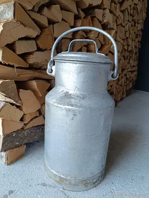 Bregenzerwälder Milchkanne Bild 2
