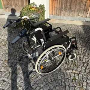 Elektrischer Rollstuhl Bild 4
