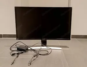 Monitor   Bildschirm inkl. Stromkabel