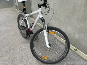 Jugend-Mountainbike   fahrbereit, aber mit Gebrauchsspuren Bild 3