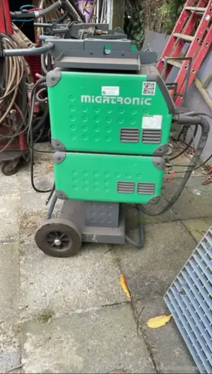 MIG MAD und WIG Schweissgerät (6 Stück) Bild 2