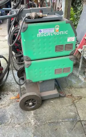 MIG MAD und WIG Schweissgerät (6 Stück) Bild 5