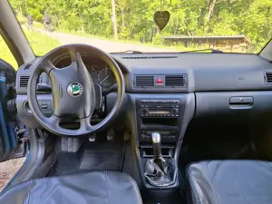 Skoda Octavia 1.9 tdi 4x4 Bild 4
