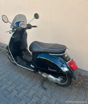 Vespa GTS 300 super ABS Akrapovic BGM Roller Piaggio Bild 4