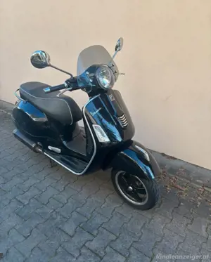 Vespa GTS 300 super ABS Akrapovic BGM Roller Piaggio Bild 5