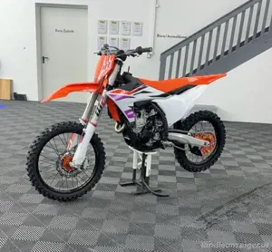 KTM SX-F Motocross Bild 2