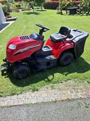SteigerCG 84 H Rasentraktor 