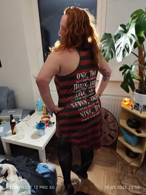 Getragene Höschen und Socken! Bild 3