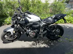 Yamaha MT07 700ccm 55 kw Bild 3