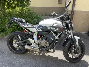 Yamaha MT07 700ccm 55 kw Bild 2