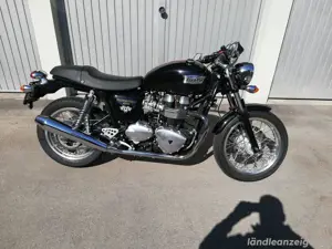 Triumph Thruxton Cafe Racer