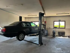 Hebebühne Werkstatt zu vermieten 