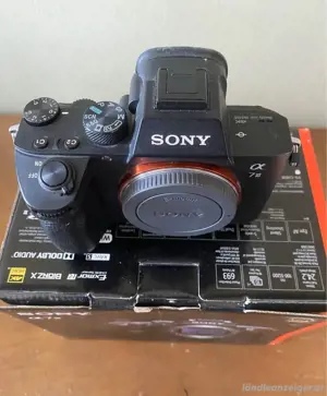 Ich verkaufe meine Sony A7III Kamera in gutem Zustand. Bild 2
