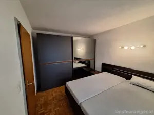 Schlafzimmer alles komplett