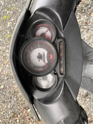 Aprilia SR50 LC Roller Bild 4
