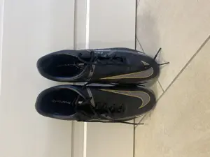 Fußball Schuhe Nike Phantom Bild 4