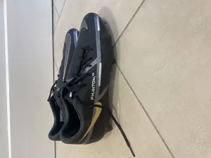 Fußball Schuhe Nike Phantom Bild 5