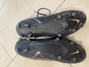 Fußball Schuhe Nike Phantom Bild 6
