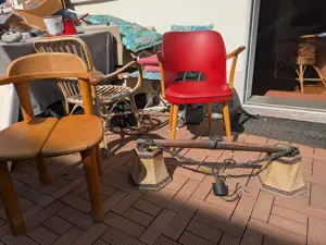 Schlafcouch, schön gepolster und aufklappbar Bild 2