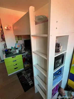 GRATIS.... ikea stockbett inkl schreibtisch (kasten & regale)