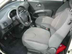 Nissan Micra mit neuem Pickerl. Bild 5