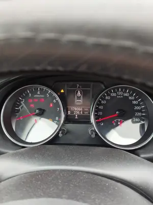 Nissan Qashqai 1,6 16V I-Way 2WD SUV   Geländewagen