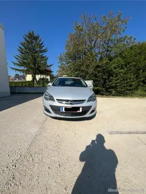 Opel Astra 2,0 Bild 6