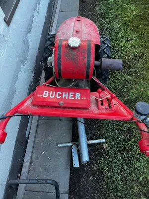 Bucher Einachs-Schlepper Bild 2