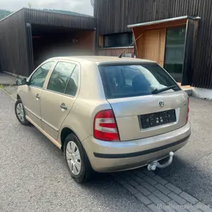 skoda fabia 1.4 Benziner sitzheizung klima AHK Bild 10