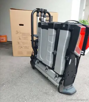 Thule EasyFold XT 3-Bike 934100 Anhängerkupplungs-Fahrradträger schwarz