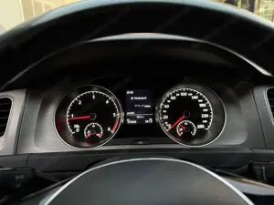 Golf 7 1,6 TDI R-Line Bild 6