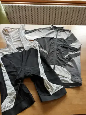 Fahrradbekleidung für Herren Gr. M Bild 3