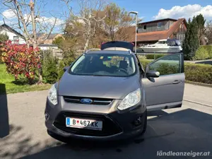 Ford Grand C-Max Titanium 2.0D