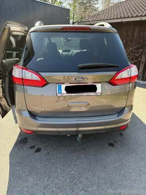 Ford Grand C-Max Titanium 2.0D Bild 9