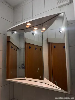 Spiegelschrank mit Unterschrank