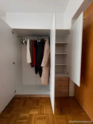 Kleiderschrank 3 türig Bild 2